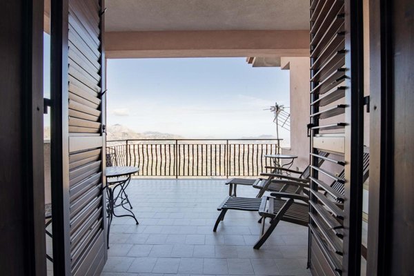 casa indipendente in vendita ad Altofonte
