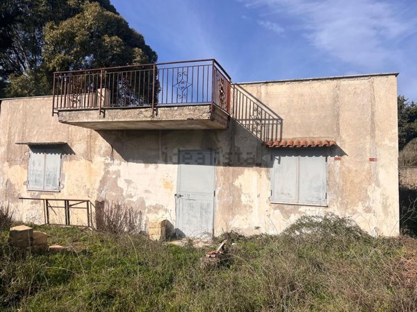 casa indipendente in vendita ad Altofonte