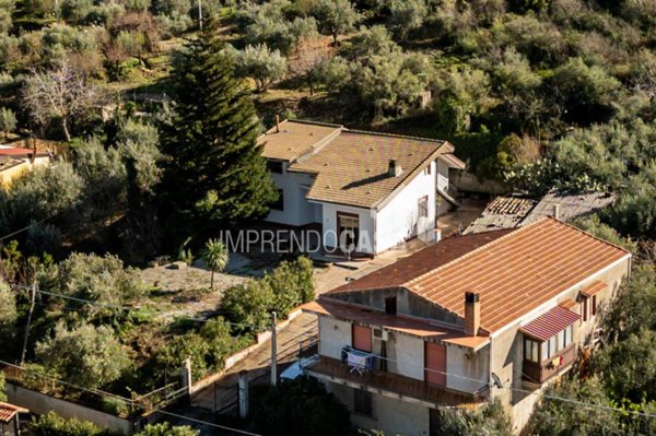 casa indipendente in vendita ad Altofonte in zona Piano Maglio