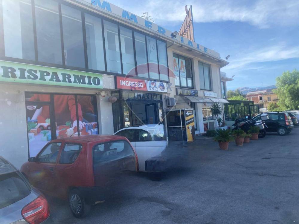 negozio in vendita ad Altofonte