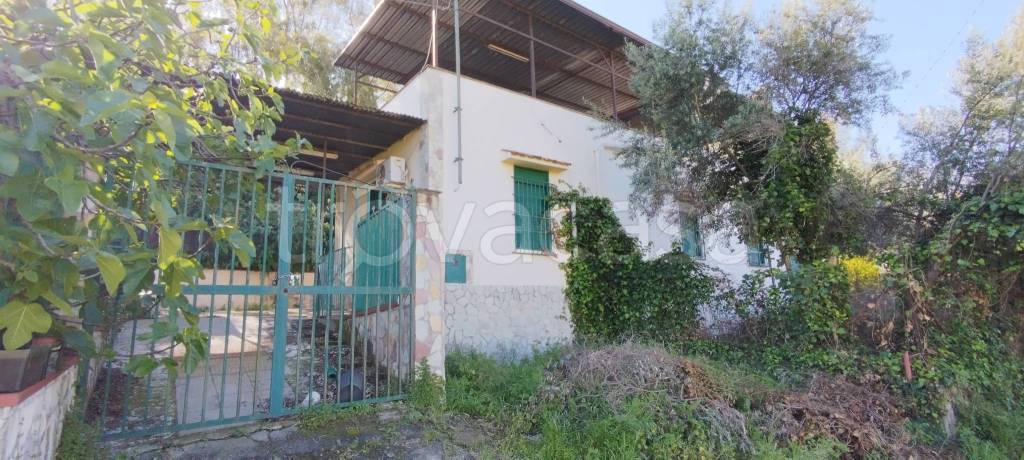 casa indipendente in vendita ad Altofonte