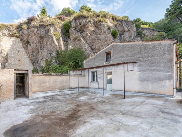 appartamento in vendita ad Altofonte