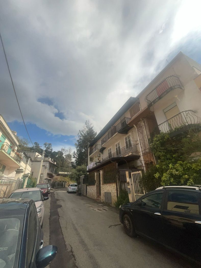 appartamento in vendita ad Altofonte in zona Piano Maglio