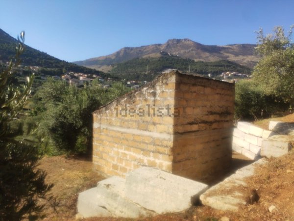 rudere in vendita ad Altofonte