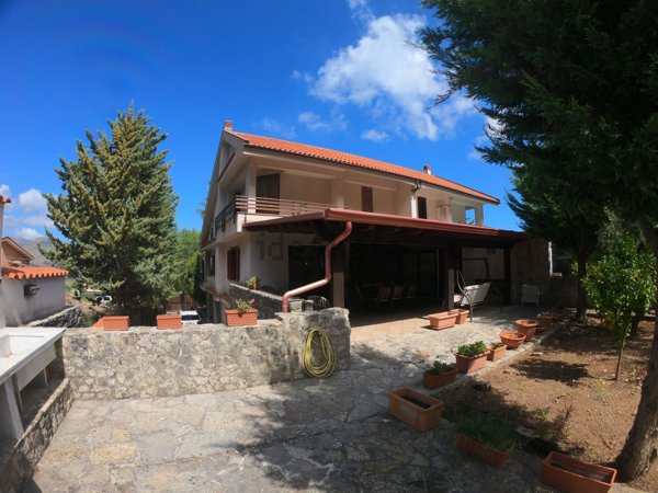 casa indipendente in vendita ad Altofonte