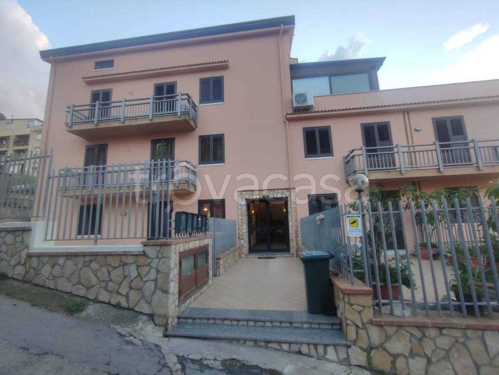 appartamento in vendita ad Altofonte