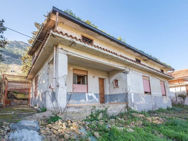 casa indipendente in vendita ad Altofonte