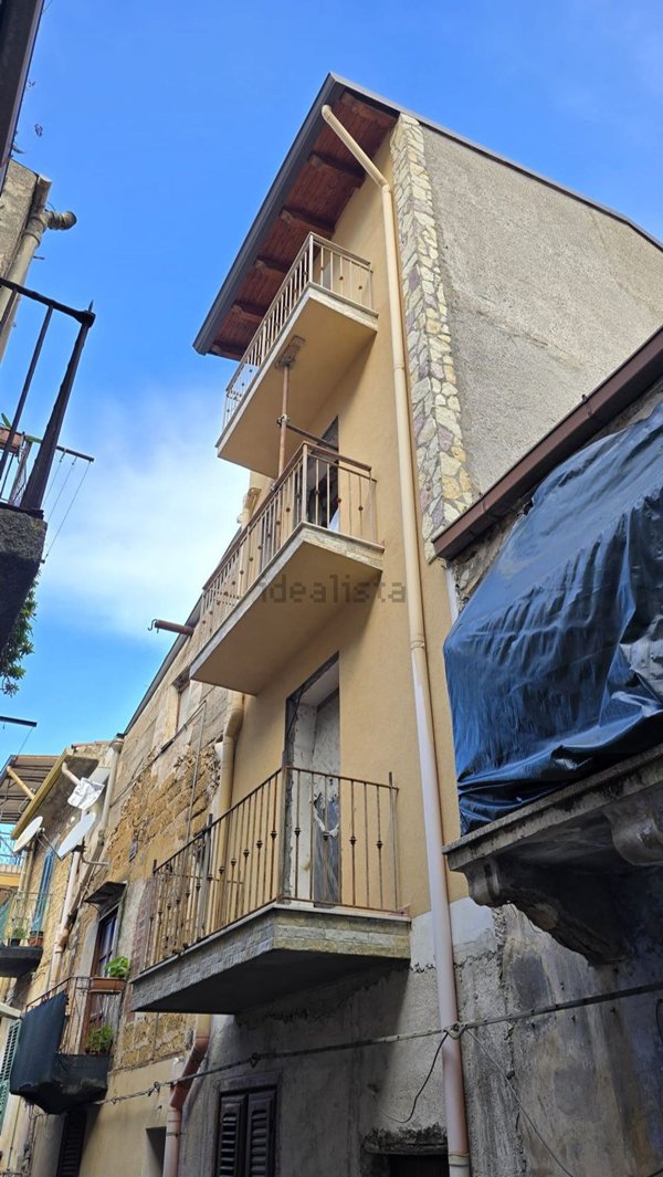 casa indipendente in vendita ad Altofonte