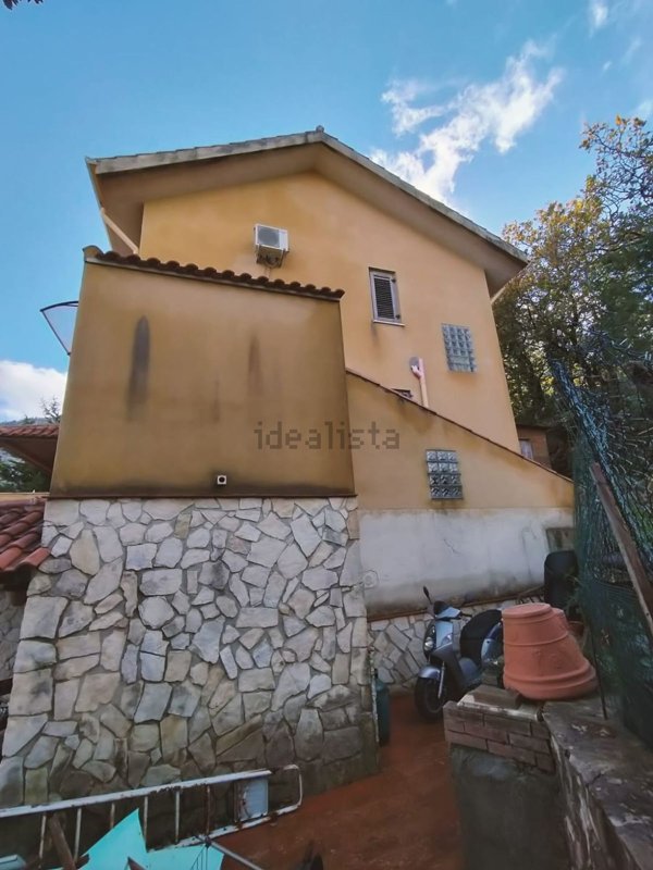 casa indipendente in vendita ad Altofonte