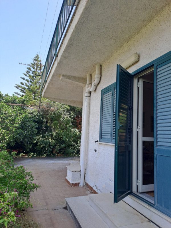 casa indipendente in vendita ad Altofonte