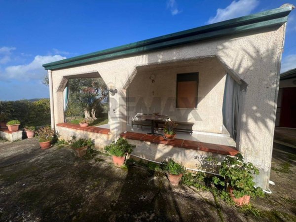 casa indipendente in vendita ad Altofonte