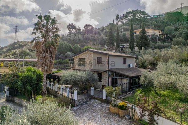 casa indipendente in vendita ad Altofonte