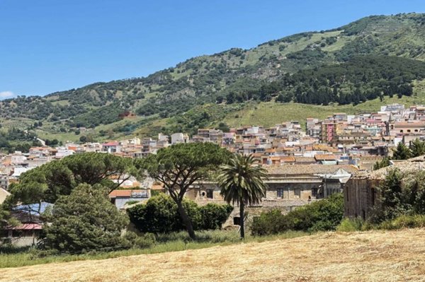 casa indipendente in vendita ad Altofonte