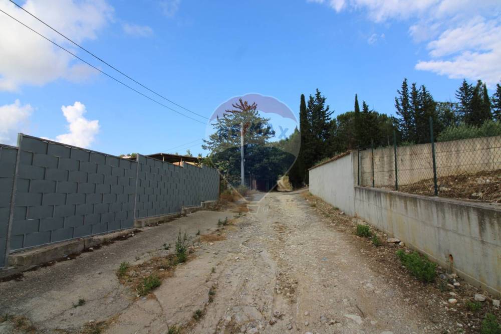 negozio in vendita ad Altofonte