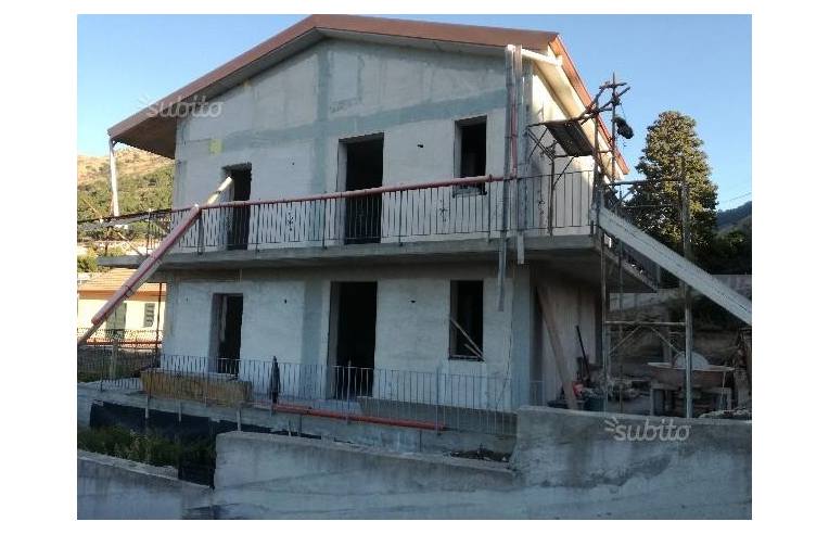 casa indipendente in vendita ad Altofonte