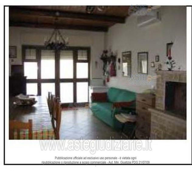 locale di sgombero in vendita ad Altofonte