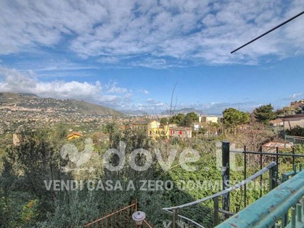 casa indipendente in vendita ad Altofonte
