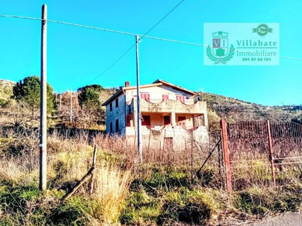 casa indipendente in vendita ad Altofonte in zona Piano Maglio