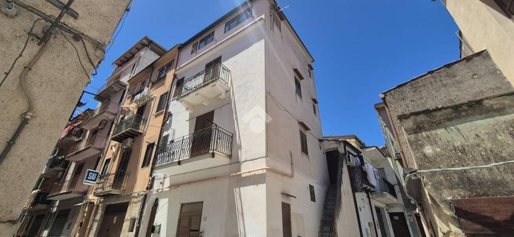 casa indipendente in vendita ad Altofonte