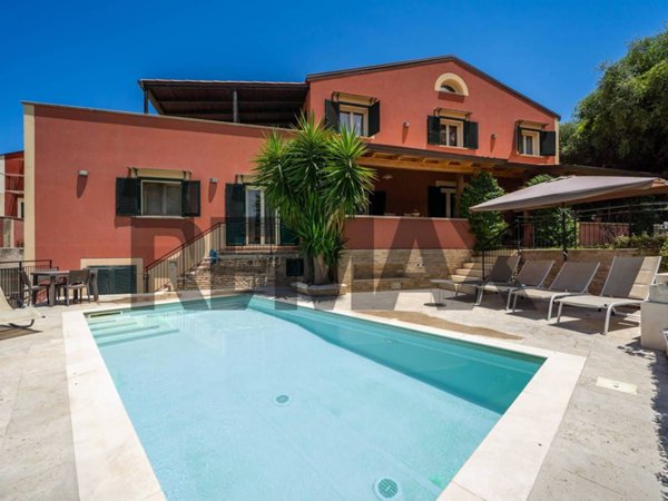 casa indipendente in vendita ad Altofonte in zona Piano Maglio