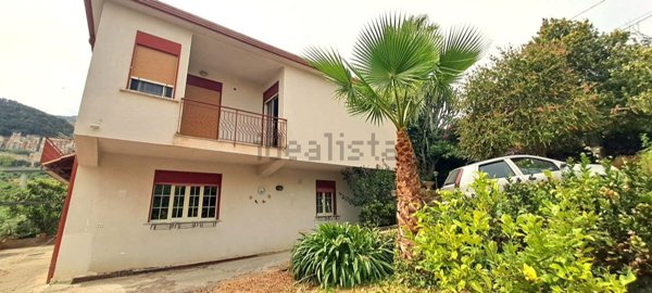 casa indipendente in vendita ad Altofonte
