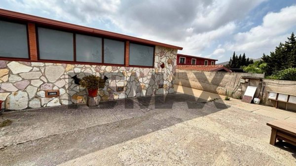 casa indipendente in vendita ad Altofonte