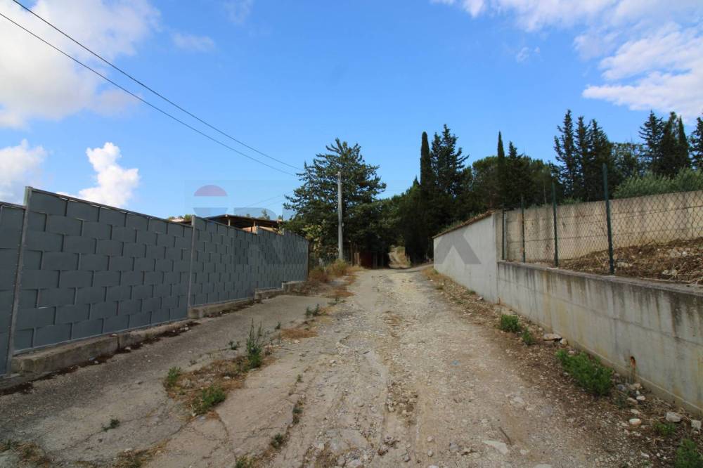 terreno edificabile in vendita ad Altofonte