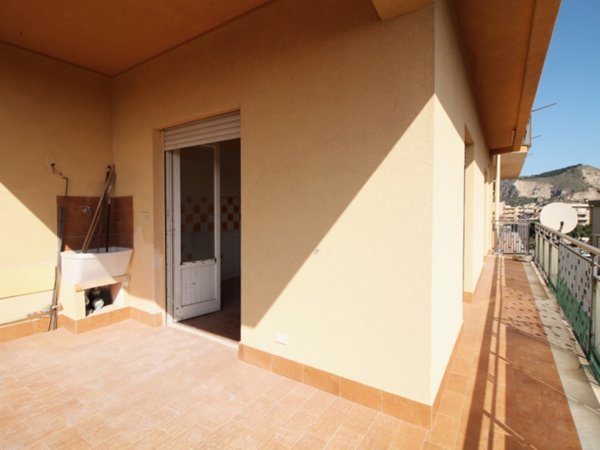 appartamento in vendita a Bagheria in zona Centro Città