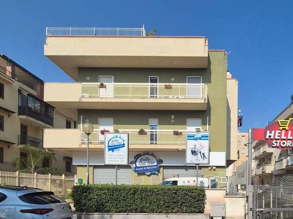 negozio in vendita a Bagheria