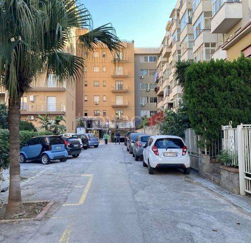 negozio in vendita a Bagheria
