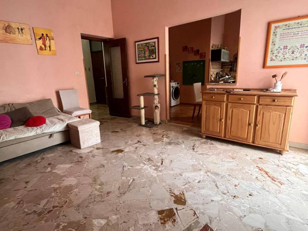 intera palazzina in vendita a Bagheria