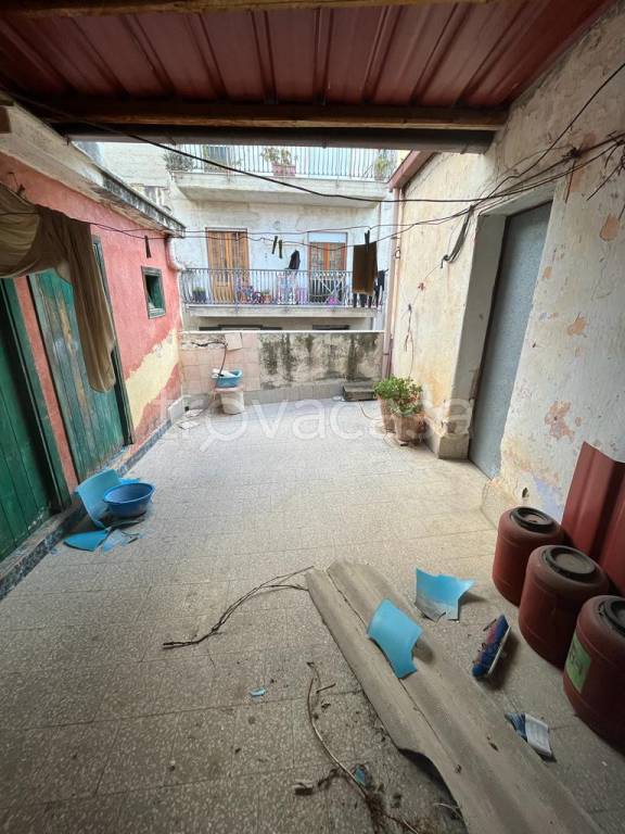 intera palazzina in vendita a Bagheria