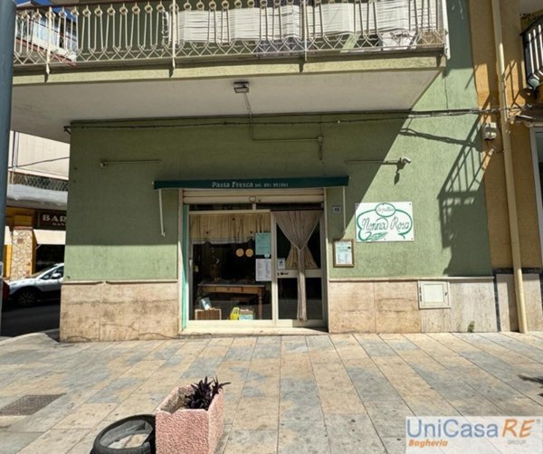 negozio in vendita a Bagheria in zona Centro Città