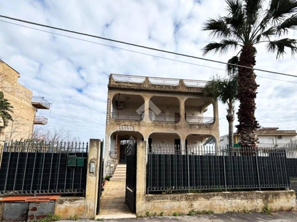 appartamento in vendita a Bagheria in zona Aspra