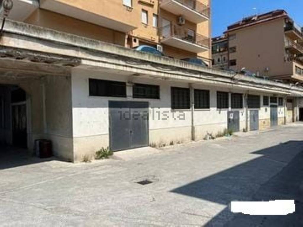 negozio in vendita a Bagheria in zona Centro Città