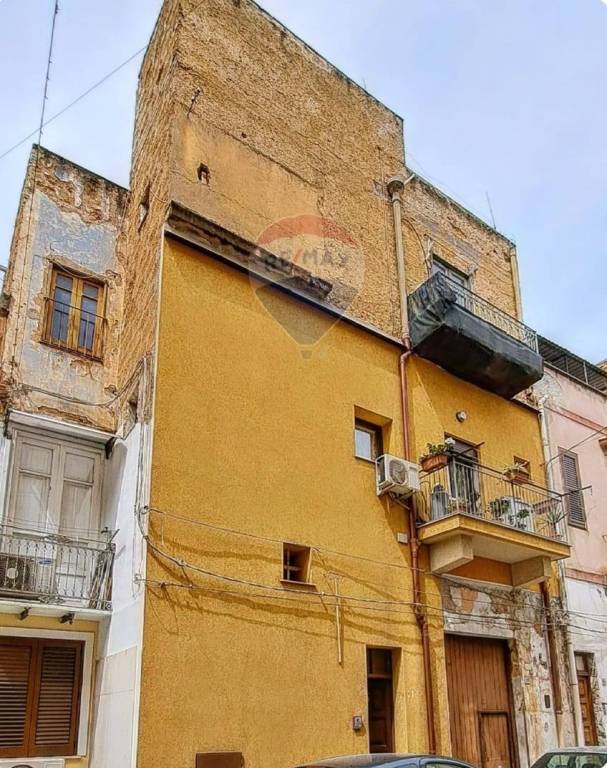 casa indipendente in vendita a Bagheria in zona Centro Città