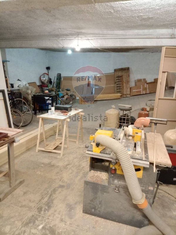 negozio in vendita a Bagheria