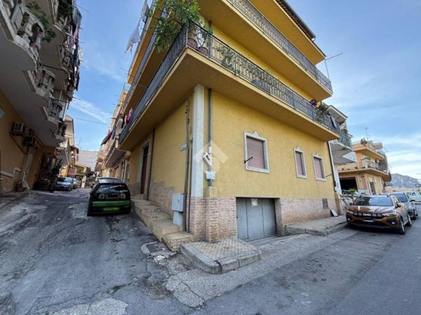 appartamento in vendita a Bagheria in zona Aspra