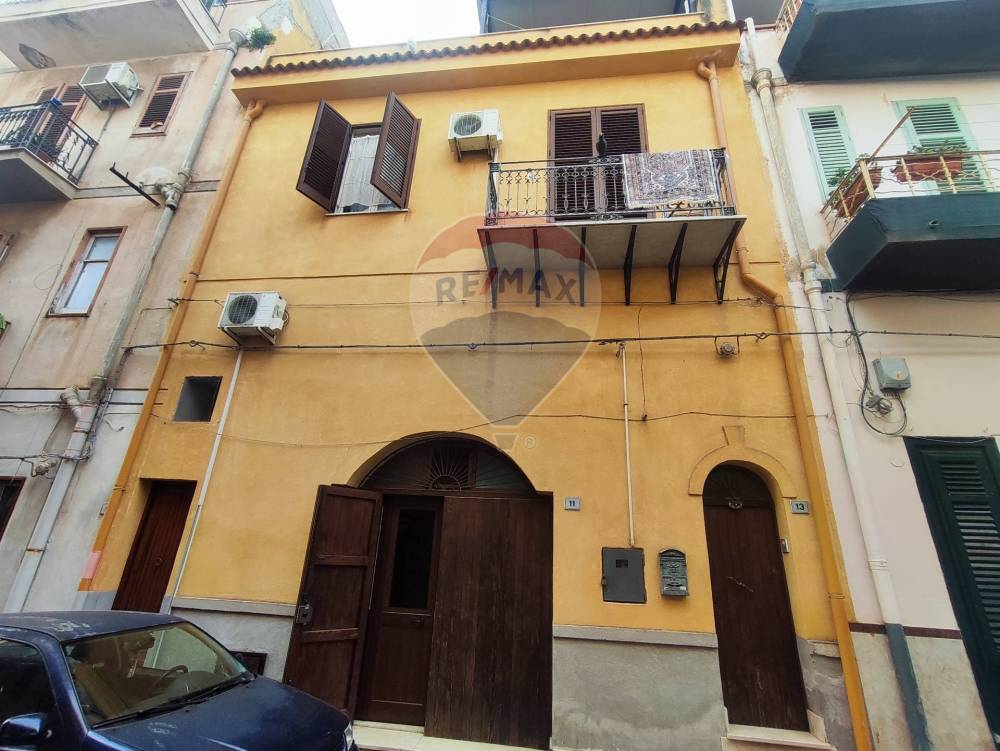 casa indipendente in vendita a Bagheria in zona Centro Città
