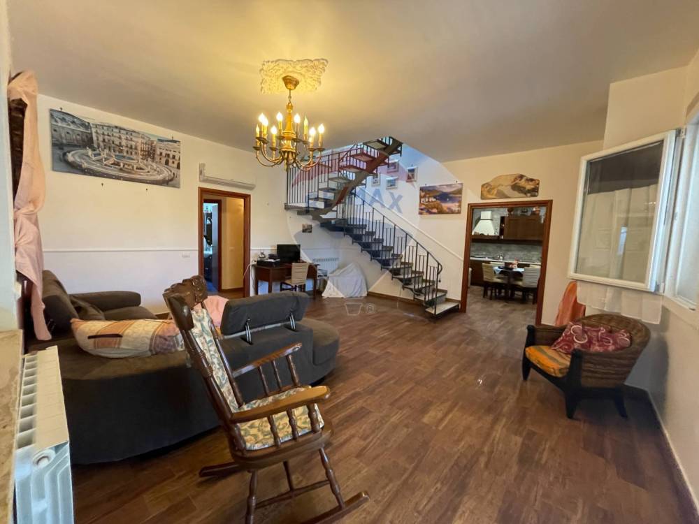 casa indipendente in vendita a Bagheria in zona Centro Città