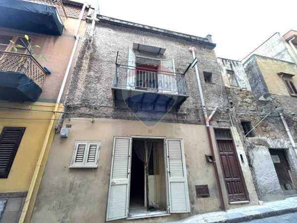 casa indipendente in vendita a Bagheria in zona Centro Città