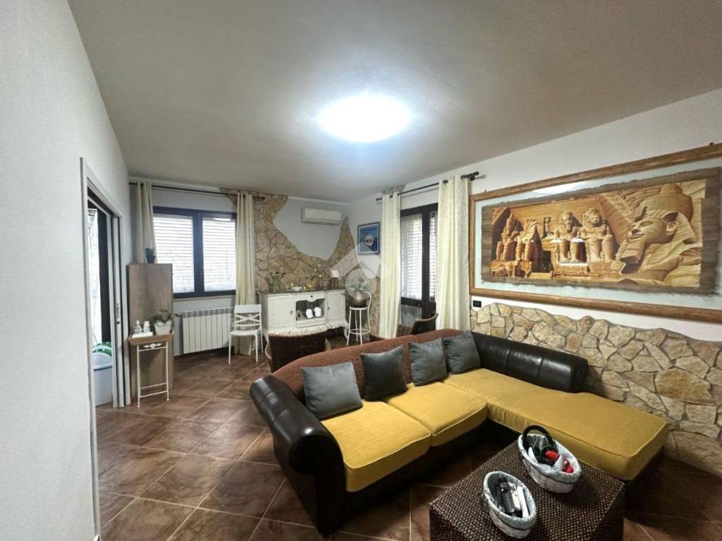 appartamento in vendita a Bagheria in zona Aspra