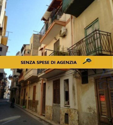 casa indipendente in vendita a Bagheria in zona Centro Città