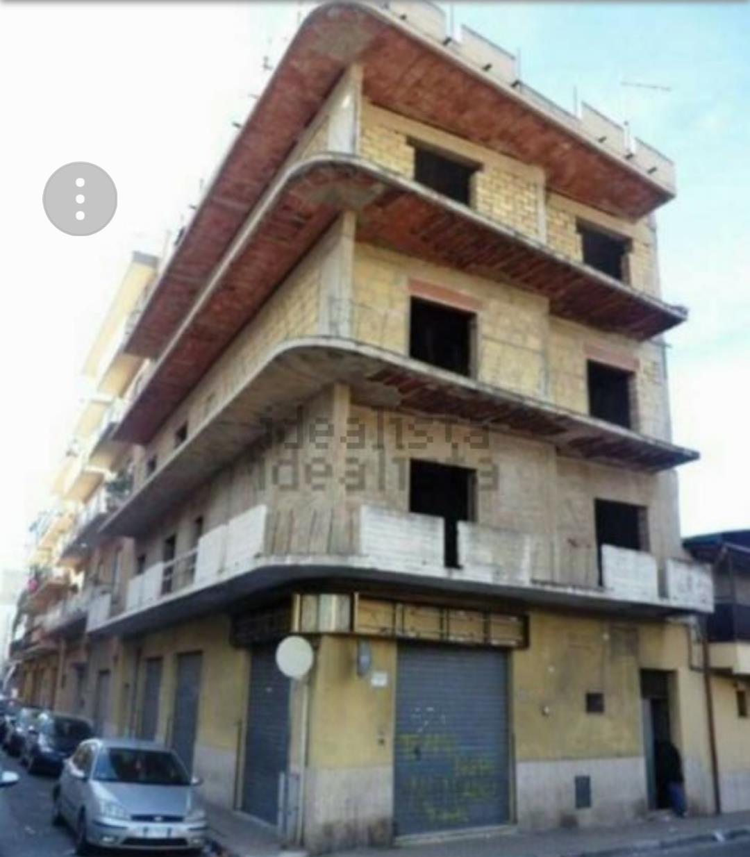 intera palazzina in vendita a Bagheria