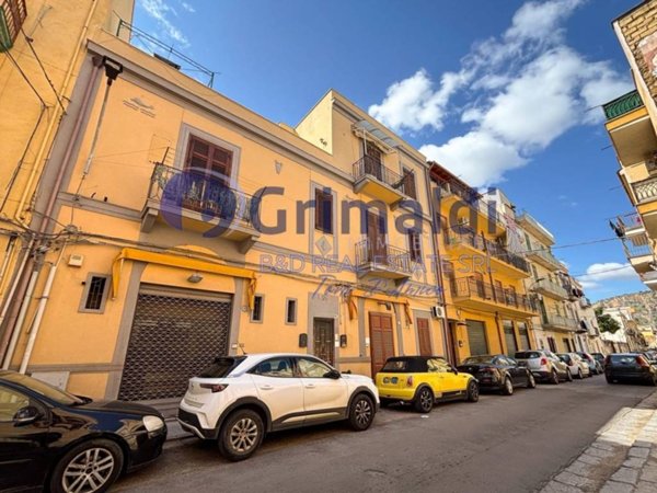 appartamento in vendita a Bagheria in zona Centro Città