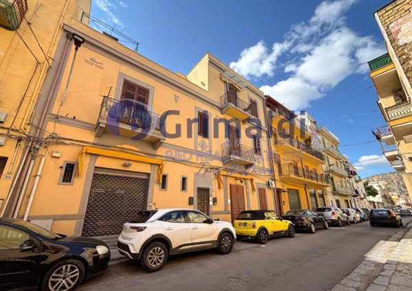 appartamento in vendita a Bagheria in zona Centro Città