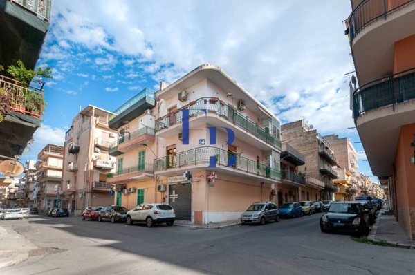 appartamento in vendita a Bagheria in zona Centro Città