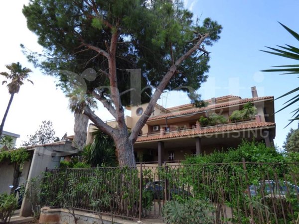 appartamento in vendita a Bagheria in zona Centro Città