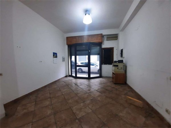 locale di sgombero in vendita a Bagheria