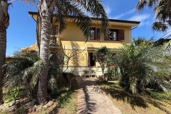 casa indipendente in vendita a Bagheria